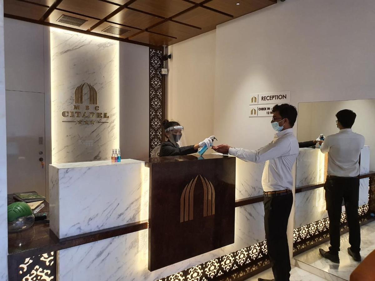 Hotel Mbc Citadel Nashik Exteriör bild